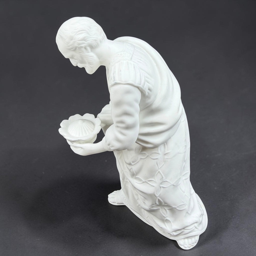 Lenox The Nativity Kneeling King Wiseman White Bisque Porcelain Figurine 6inch